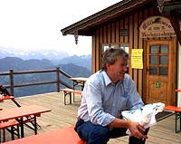 Hochgernhaus mit Wirt